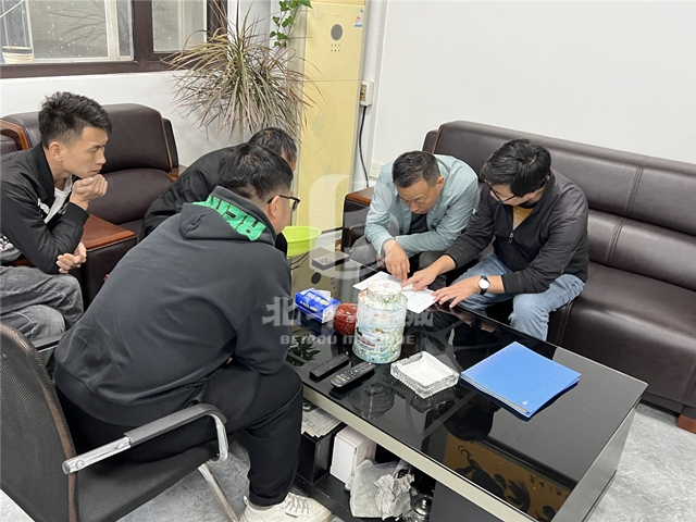 高標準定制！木材炭化機深受廣東客戶喜歡